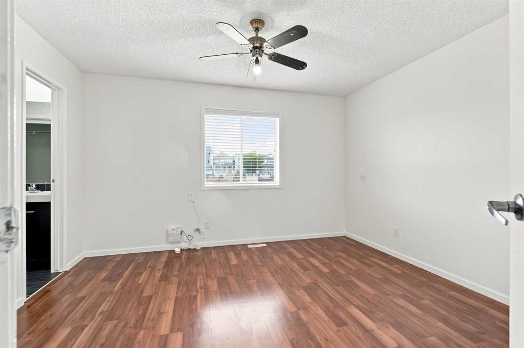 11 Martin Crossing Rise Ne, Calgary, AB - Indoor Photo Showing Other Room