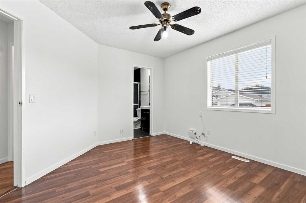 11 Martin Crossing Rise Ne, Calgary, AB - Indoor Photo Showing Other Room