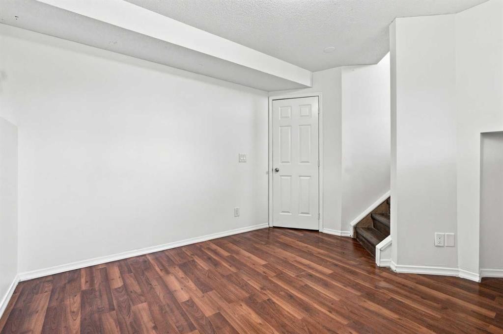 11 Martin Crossing Rise Ne, Calgary, AB - Indoor Photo Showing Other Room