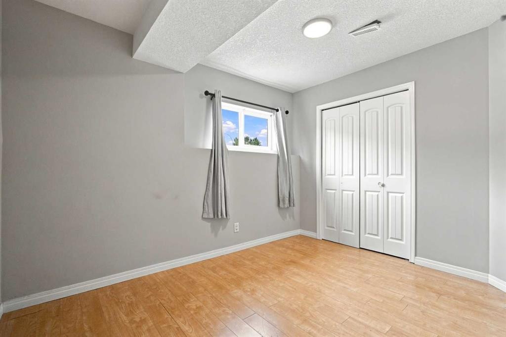 11 Martin Crossing Rise Ne, Calgary, AB - Indoor Photo Showing Other Room