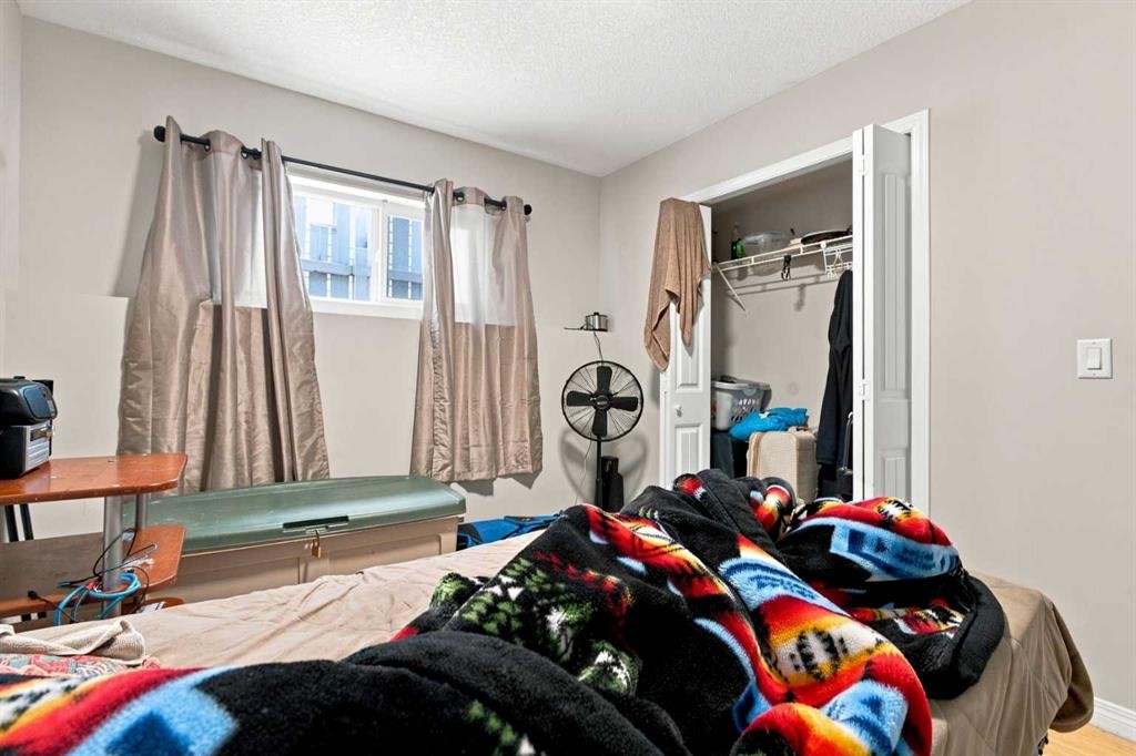 11 Martin Crossing Rise Ne, Calgary, AB - Indoor Photo Showing Other Room