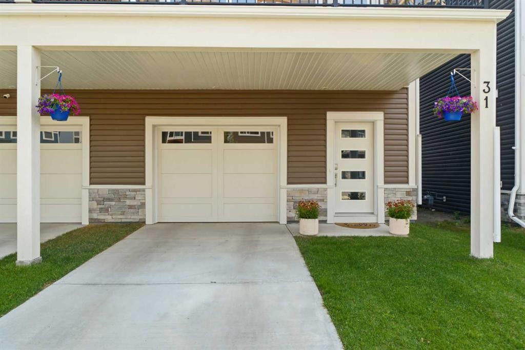 31 Seton Row Se, Calgary, AB - Outdoor
