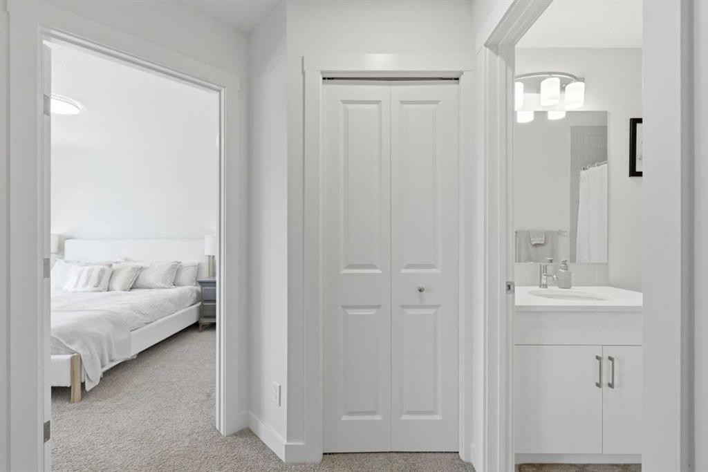 31 Seton Row Se, Calgary, AB - Indoor
