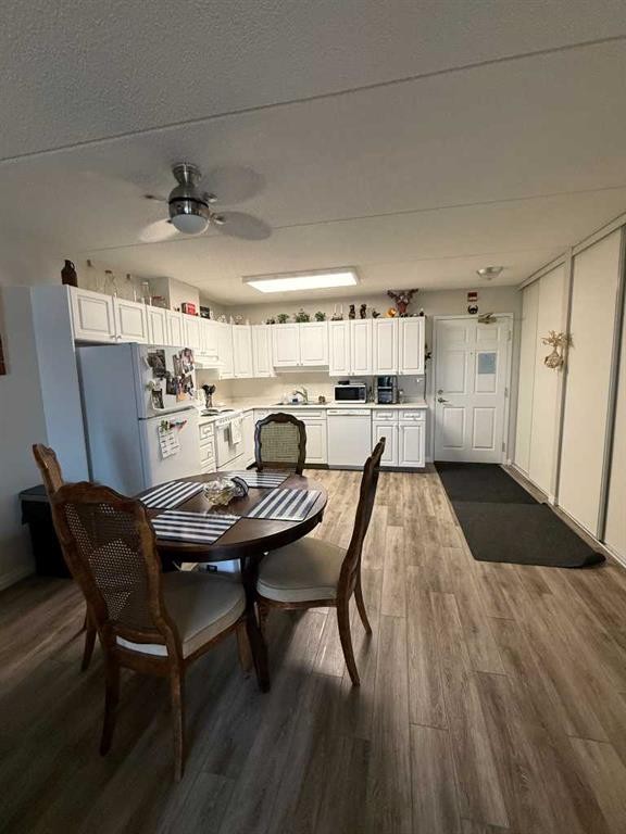 301-4514 54 Avenue, Olds, AB - Indoor
