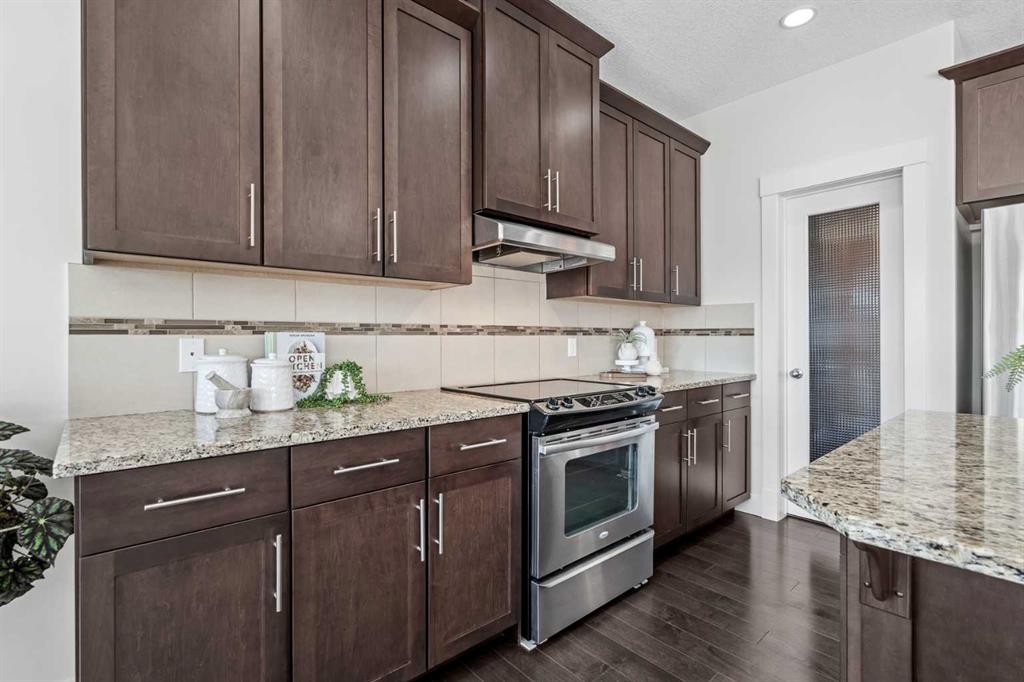 9 Aspenshire Crescent Sw, Calgary, AB