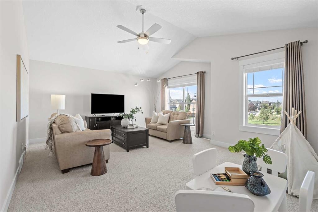 9 Aspenshire Crescent Sw, Calgary, AB