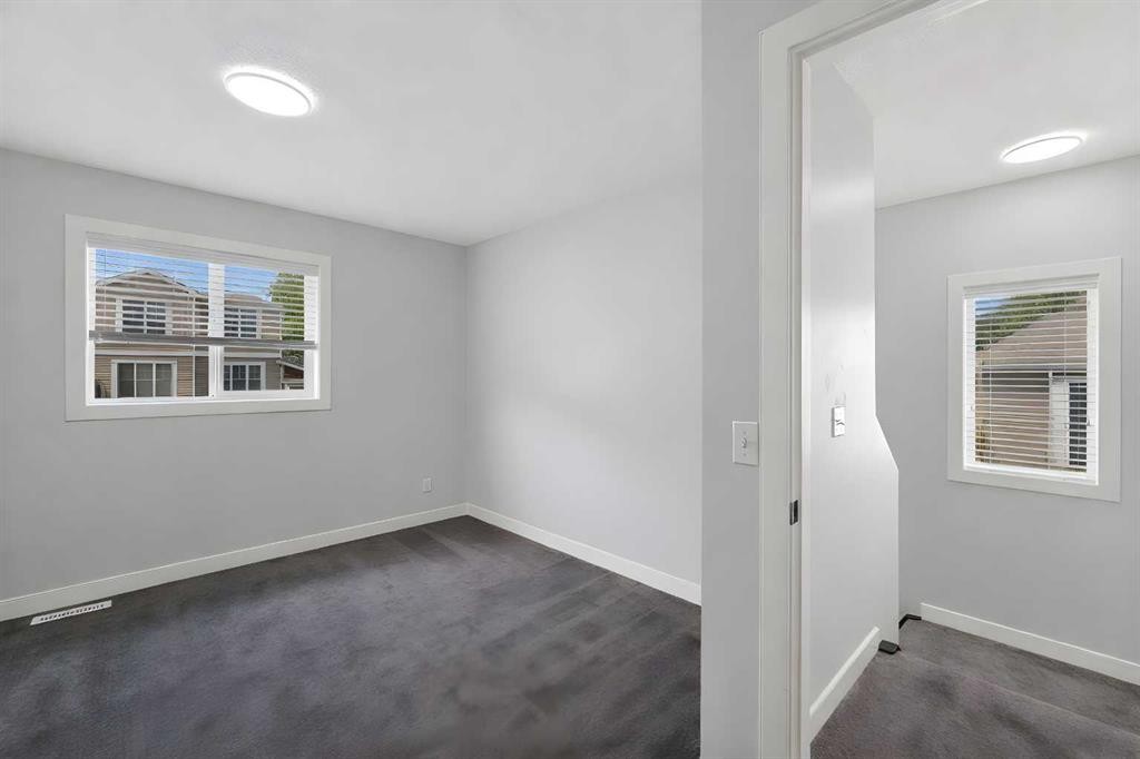 137 Pantego Lane Nw, Calgary, AB - Indoor Photo Showing Other Room