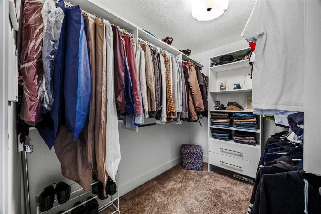 238 Mountainview Drive, Okotoks, AB - Indoor With Storage