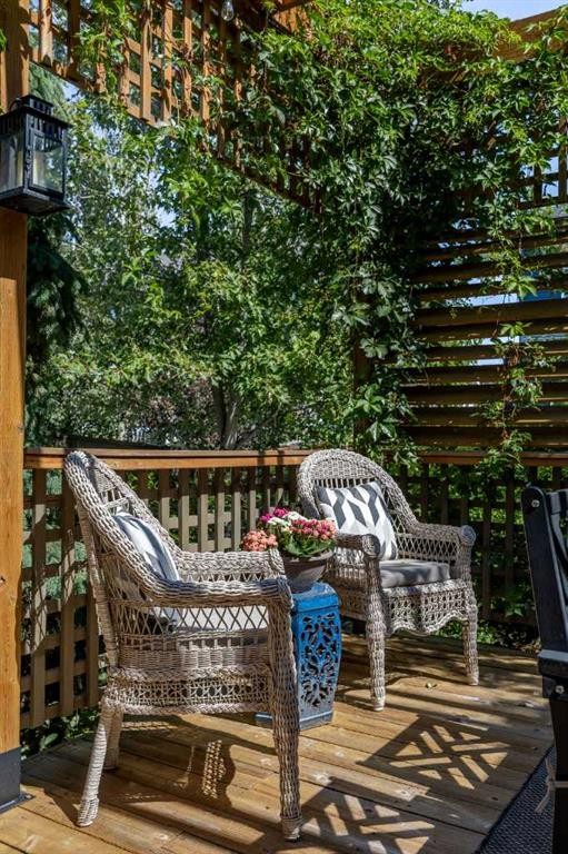 238 Mountainview Drive, Okotoks, AB - Outdoor