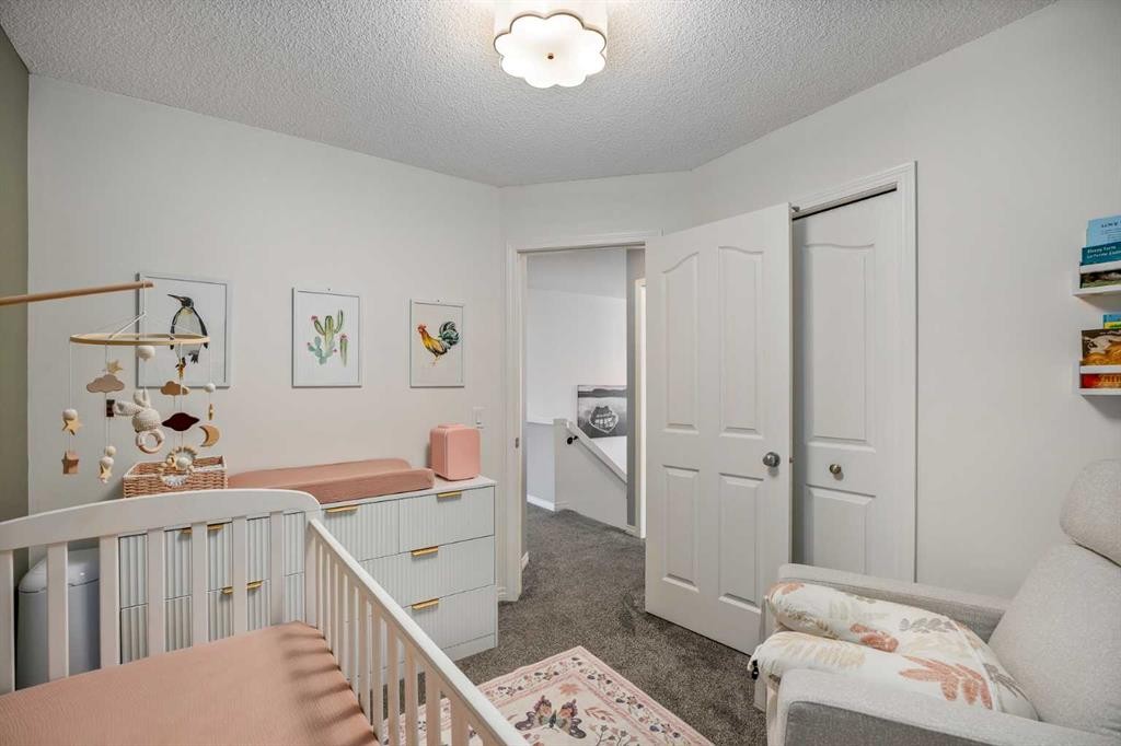 5 Copperpond Link Se, Calgary, AB - Indoor Photo Showing Bedroom