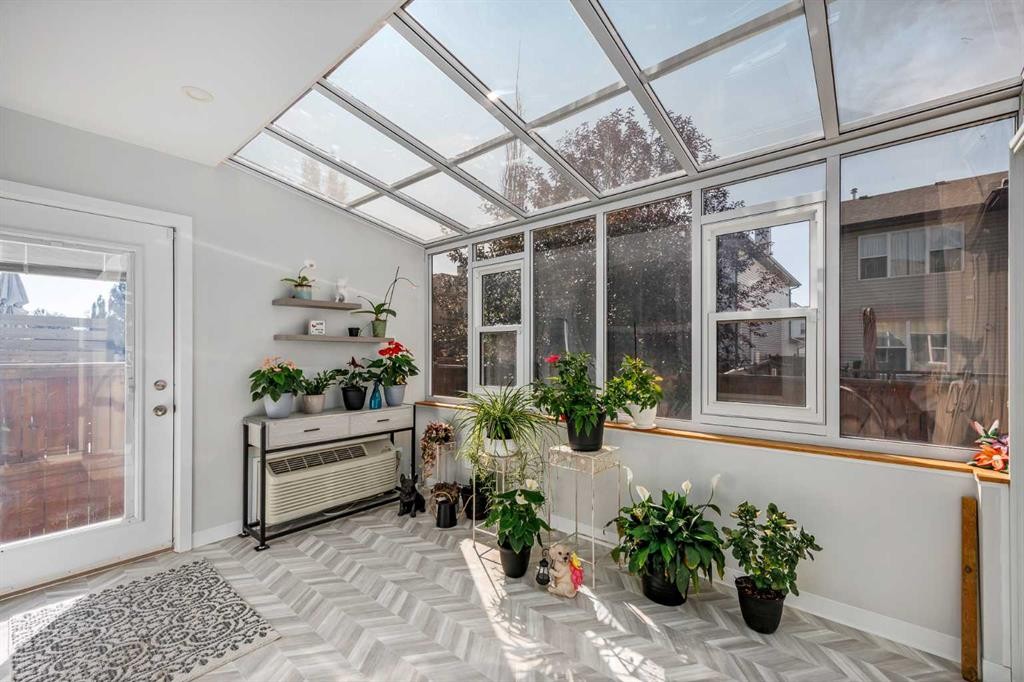 58 Copperstone Close Se, Calgary, AB - Indoor Photo Showing Other Room