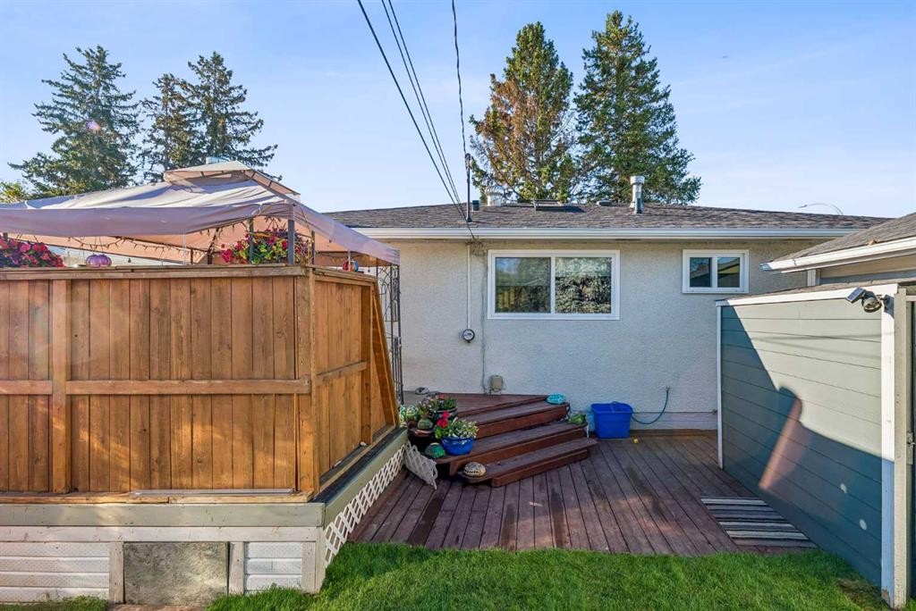 5635 Travis Crescent Ne, Calgary, AB