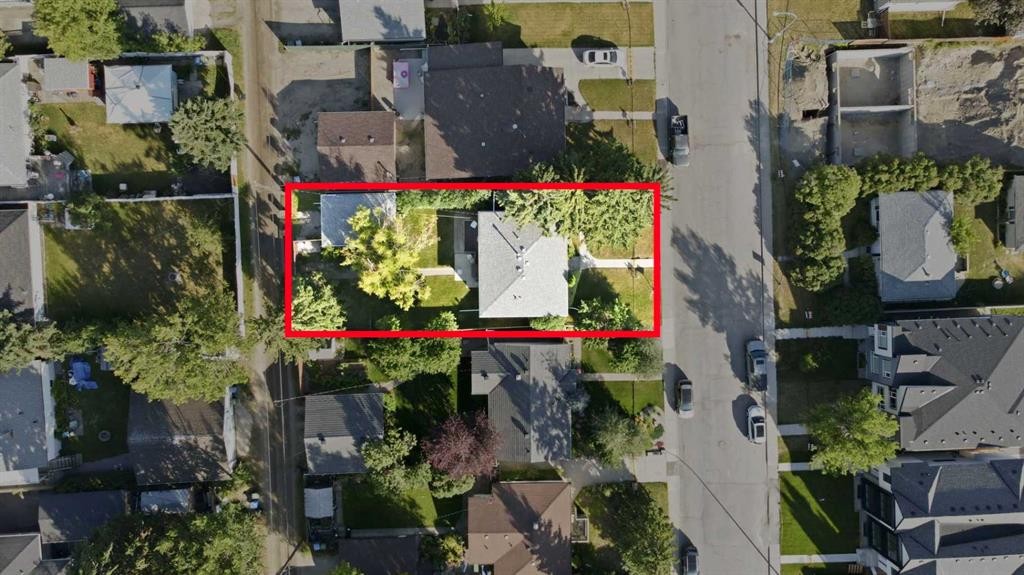 8335 34 Avenue Nw, Calgary, AB - Outdoor With View