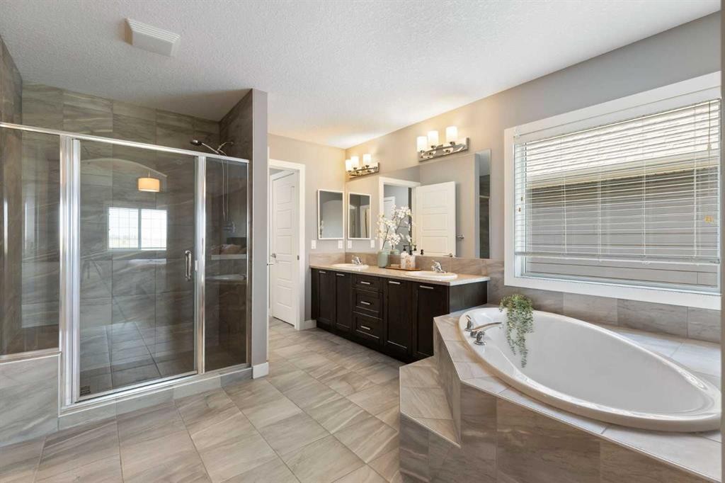 78 Muirfield Boulevard, Lyalta, AB