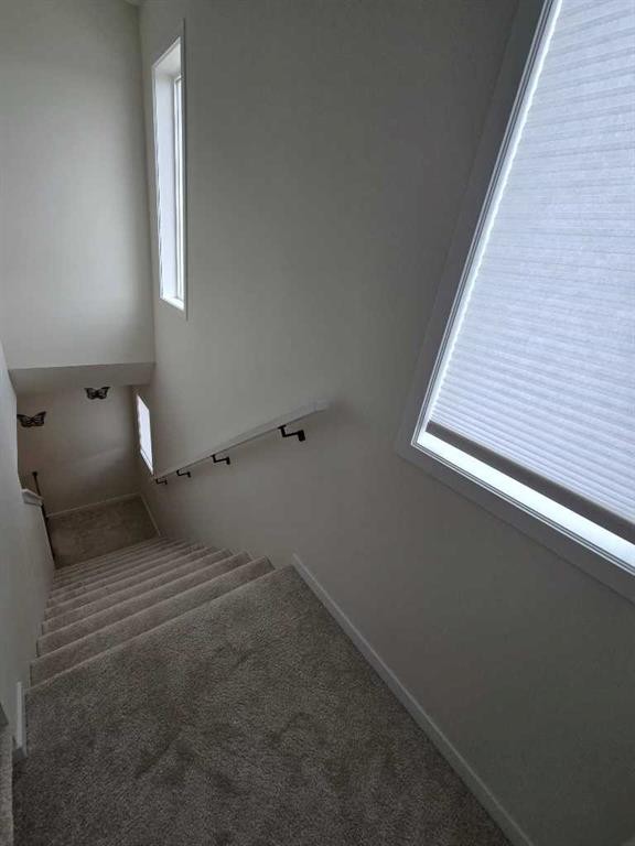 431 Rowmont Boulevard Nw, Calgary, AB - Indoor Photo Showing Other Room