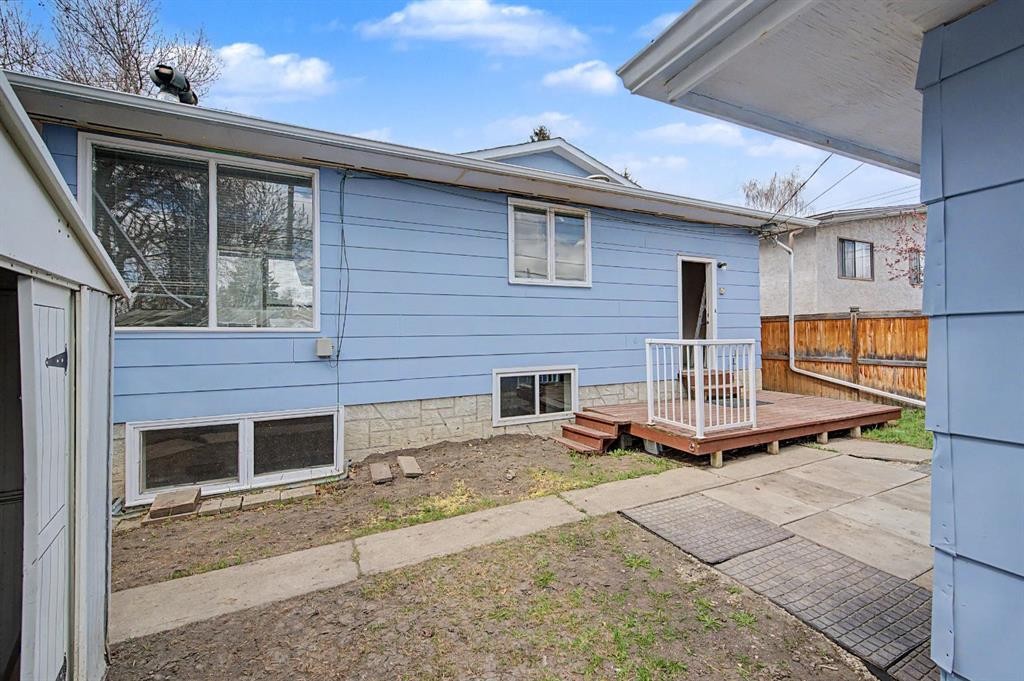 4004 79 Street Nw, Calgary, AB - Outdoor With Deck Patio Veranda With Exterior
