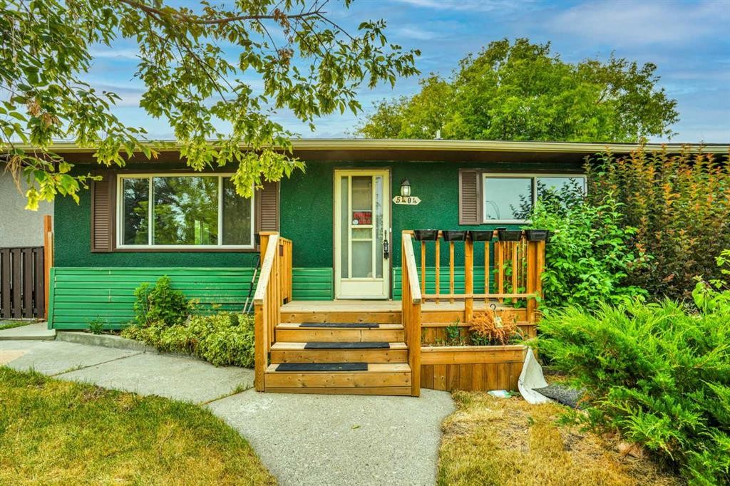 5404 Valentine Crescent Se, Calgary, AB - Outdoor