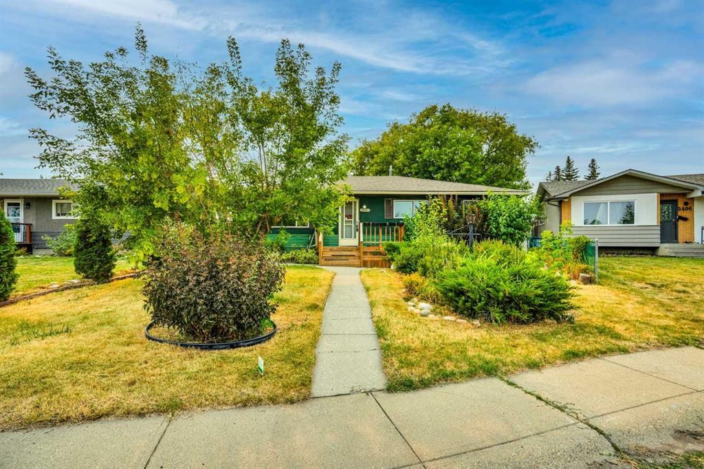 5404 Valentine Crescent Se, Calgary, AB - Outdoor