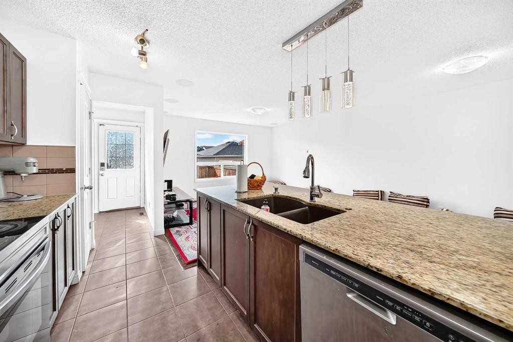 55 Skyview Ranch Lane Ne, Calgary, AB - Indoor Photo Showing Kitchen With Double Sink