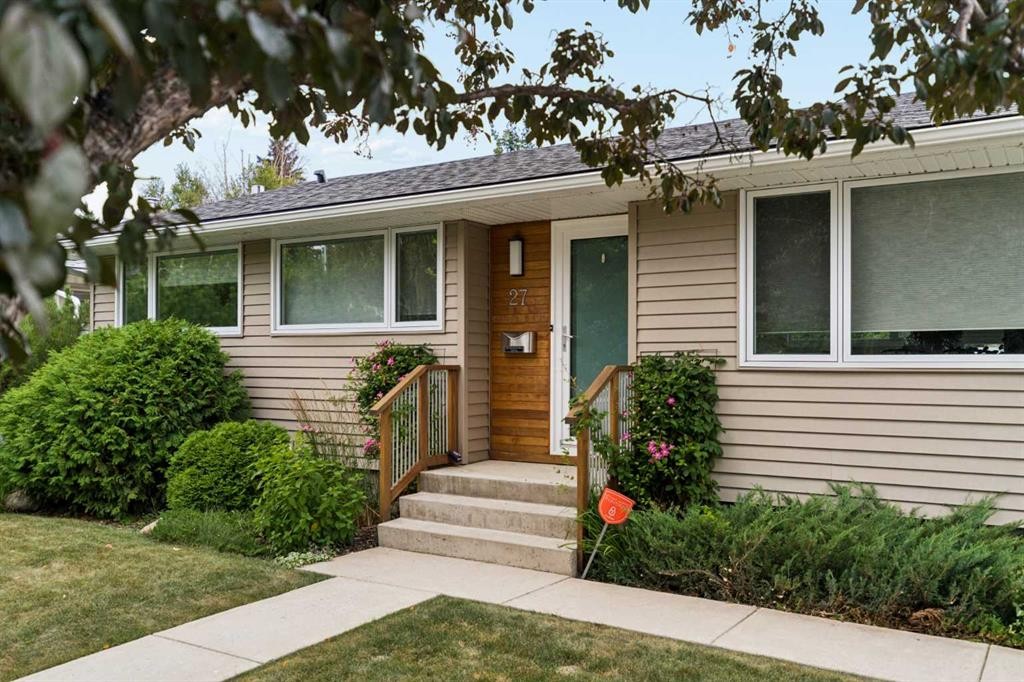 27 Gateway Drive Sw, Calgary, AB - Outdoor