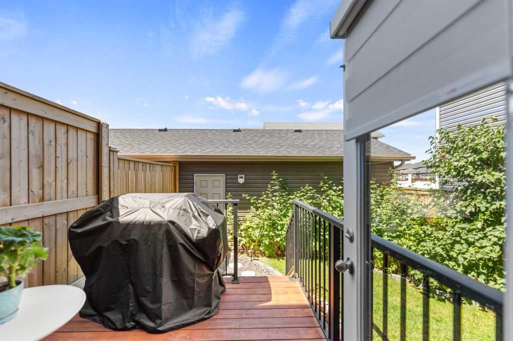 80 Legacy Glen Row Se, Calgary, AB - Outdoor With Exterior