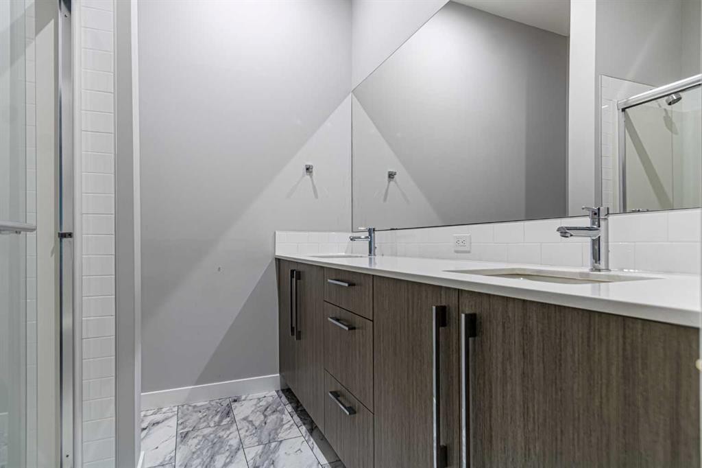 3122-60 Skyview Ranch Road Ne, Calgary, AB - Indoor Photo Showing Bathroom