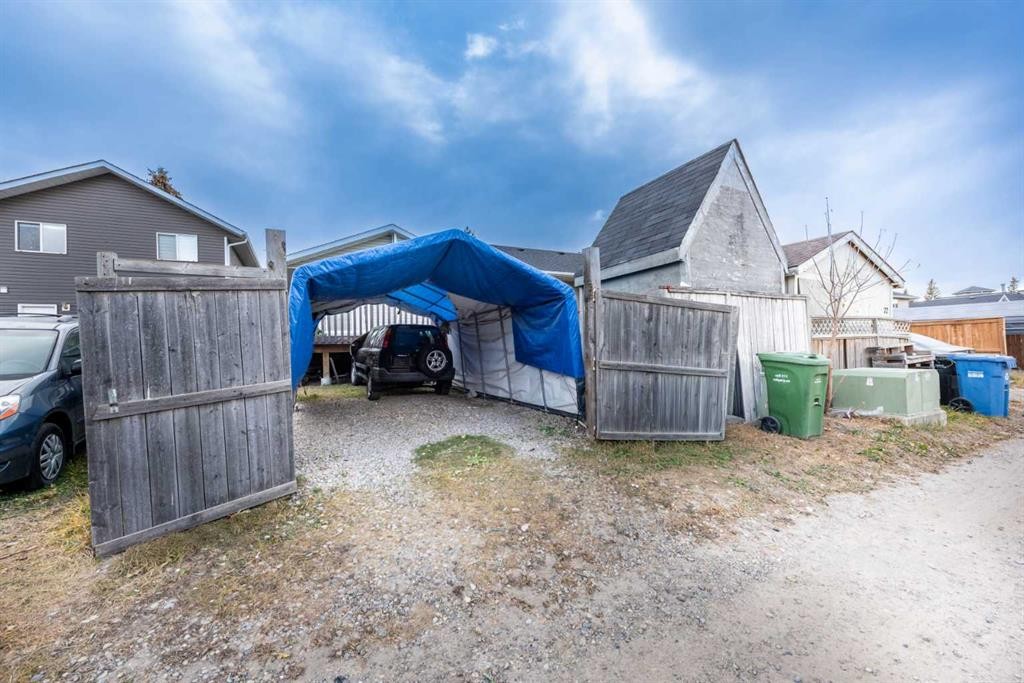 70 Martindale Boulevard Ne, Calgary, AB - Outdoor