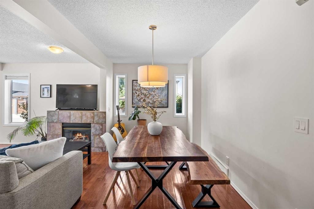 690 Regal Park Ne, Calgary, AB - Indoor With Fireplace