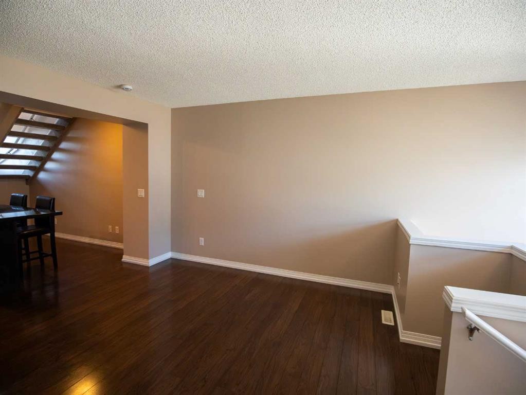 49 Auburn Bay Common Se, Calgary, AB - Indoor Photo Showing Other Room