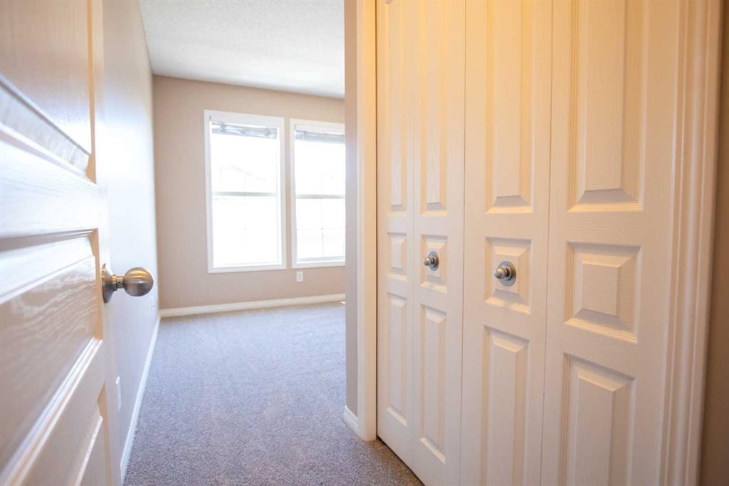 49 Auburn Bay Common Se, Calgary, AB - Indoor Photo Showing Other Room