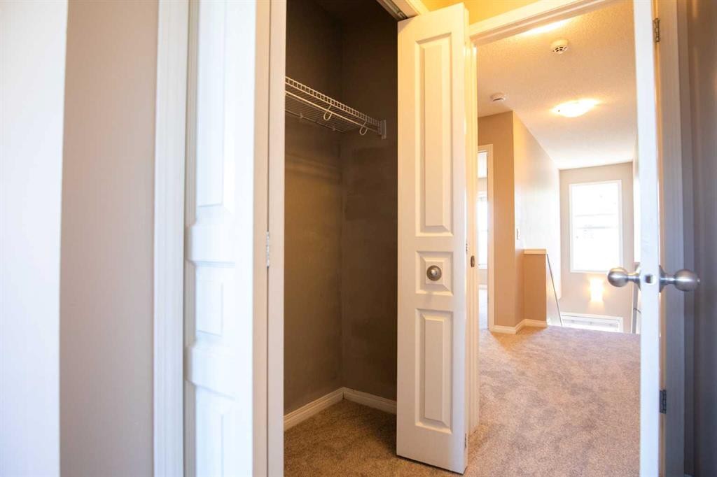 49 Auburn Bay Common Se, Calgary, AB - Indoor Photo Showing Other Room