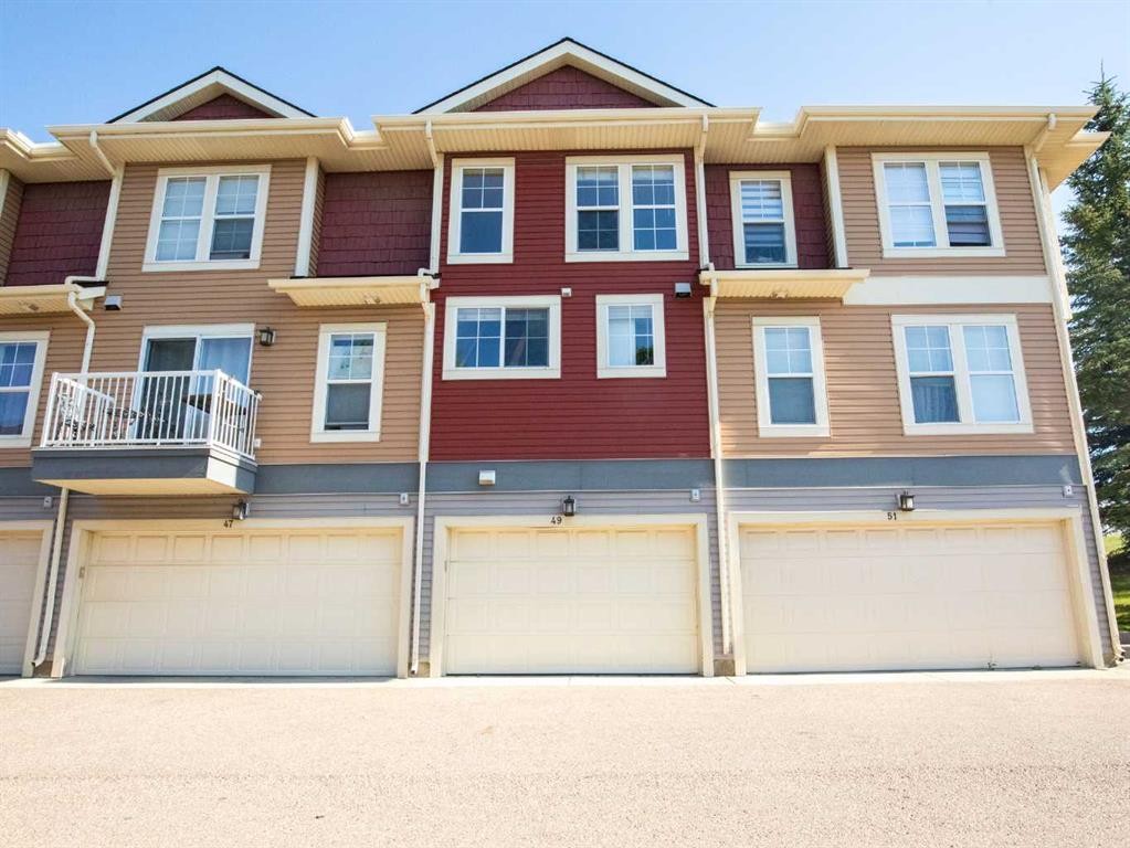 49 Auburn Bay Common Se, Calgary, AB - Outdoor With Facade