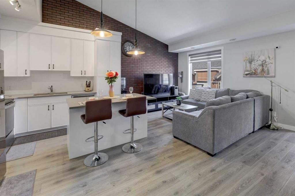 214 Livingston Common Ne, Calgary, AB - Indoor