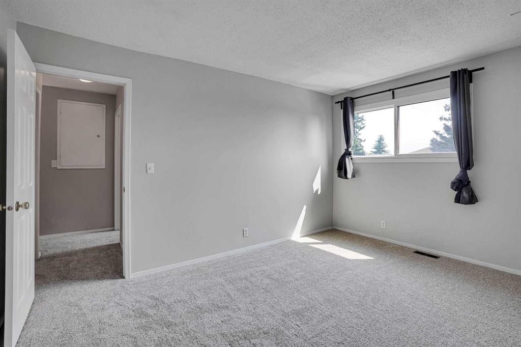 6-6404 4A Street Ne, Calgary, AB - Indoor