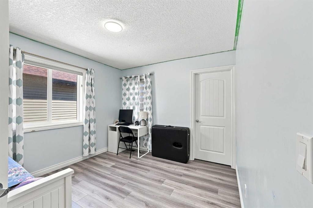 201 Saddlelake Drive Ne, Calgary, AB - Indoor
