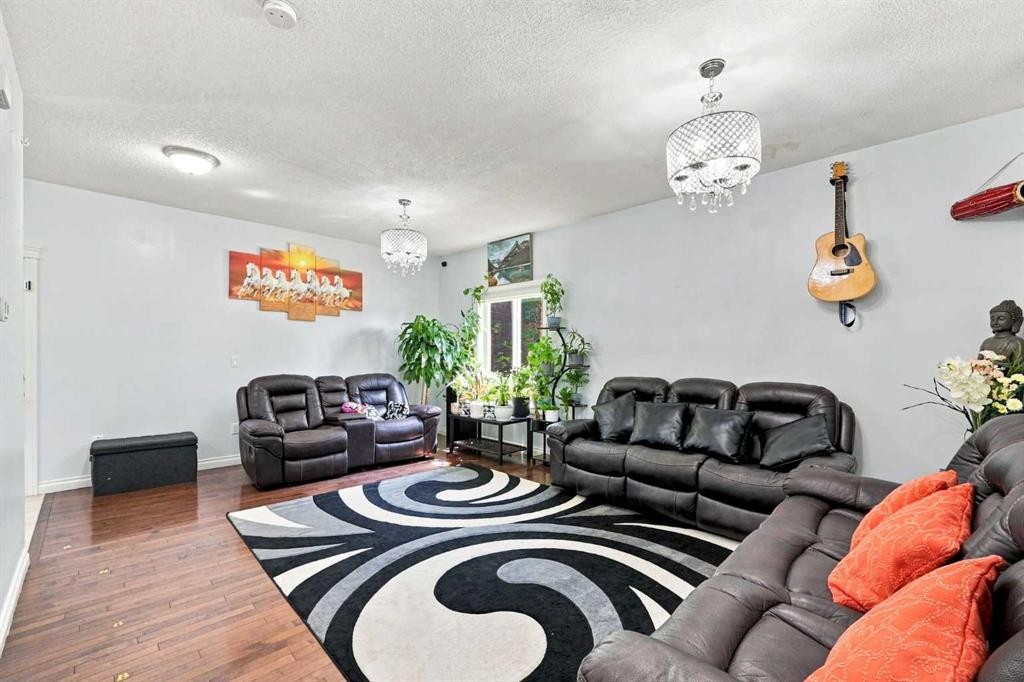 201 Saddlelake Drive Ne, Calgary, AB - Indoor Photo Showing Living Room