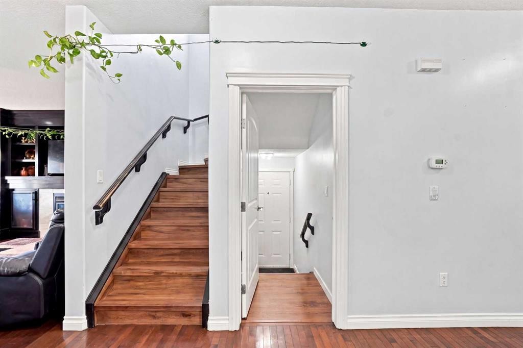 201 Saddlelake Drive Ne, Calgary, AB - Indoor Photo Showing Other Room