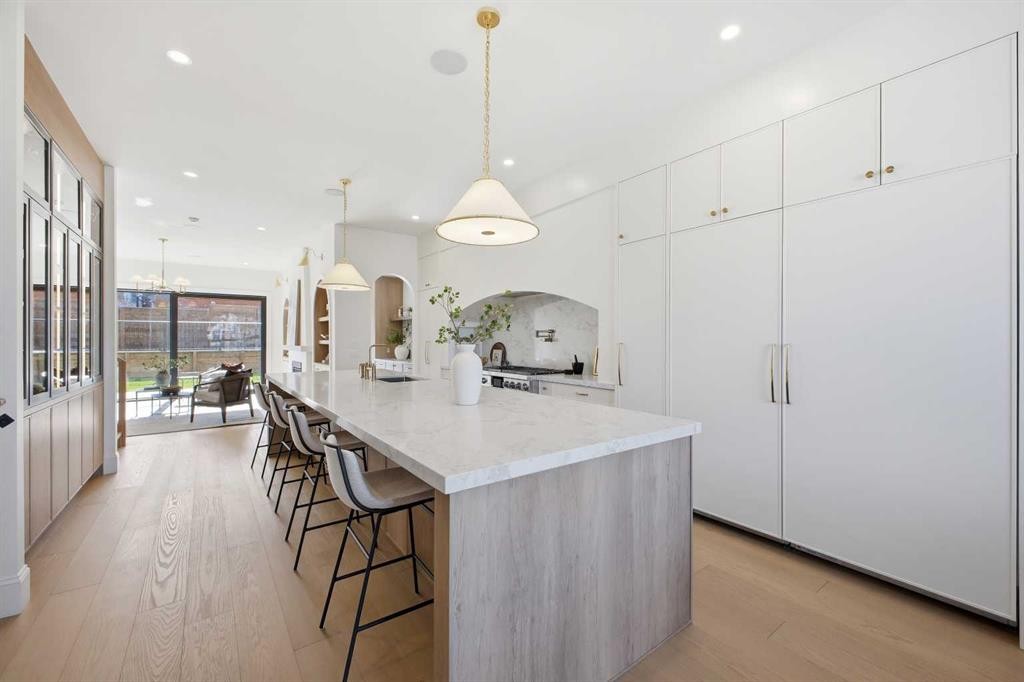 2023 27 Avenue Sw, Calgary, AB - Indoor