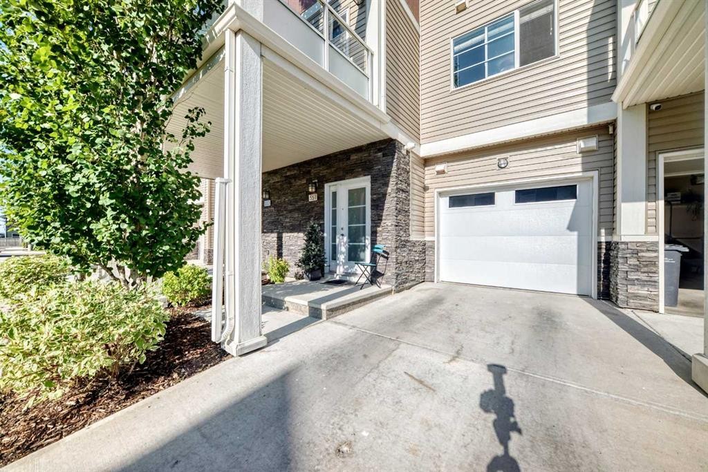 551 Redstone View Ne View Ne, Calgary, AB - Outdoor