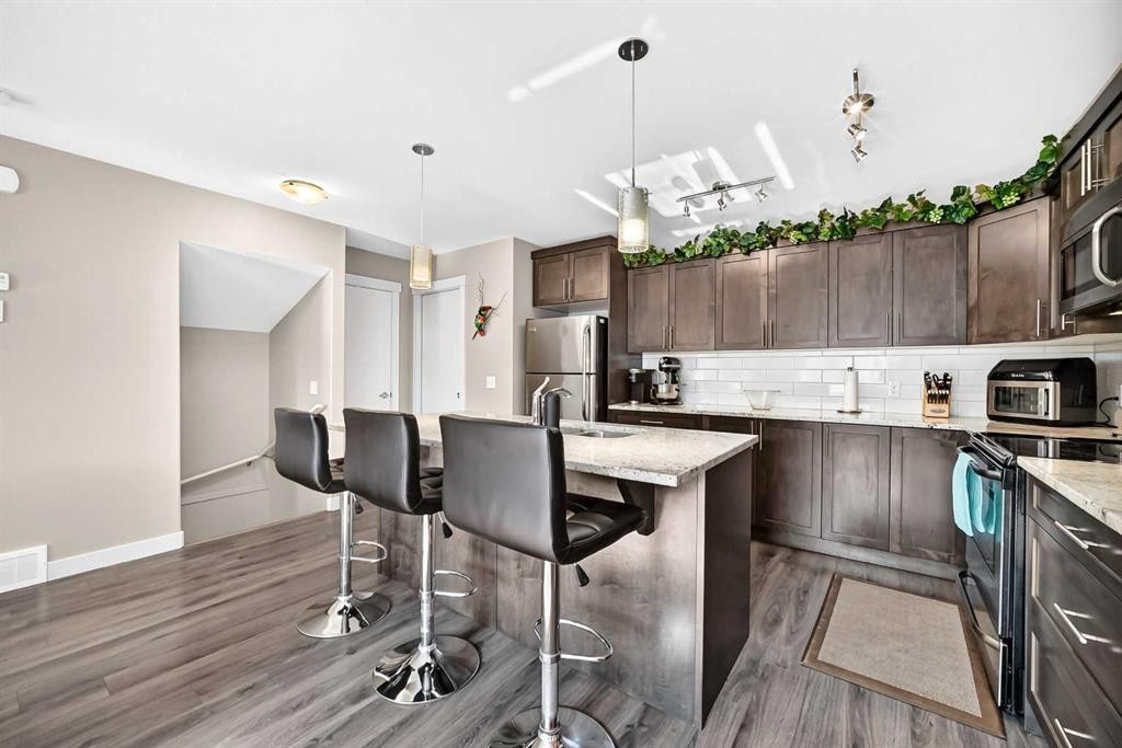 551 Redstone View Ne View Ne, Calgary, AB - Indoor Photo Showing Kitchen With Upgraded Kitchen