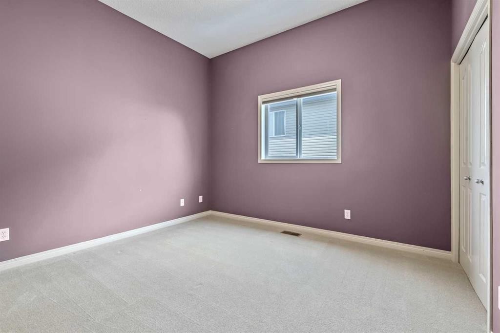 315 Willow Ridge Way, Diamond Valley, AB - Indoor Photo Showing Other Room