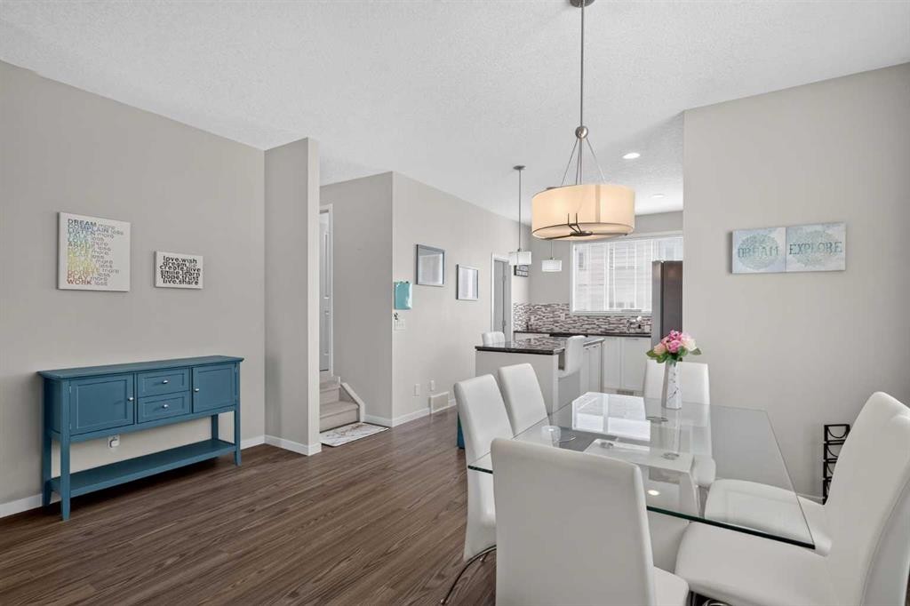 202 Copperpond Row Se, Calgary, AB - Indoor Photo Showing Dining Room
