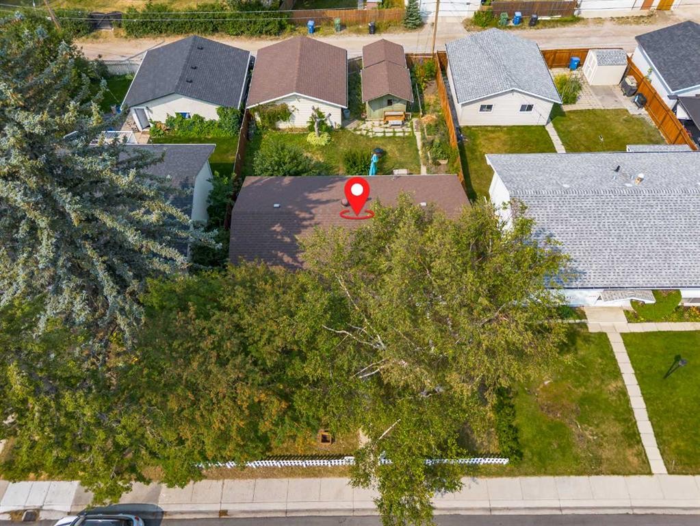 7935 Huntwick Hill Ne, Calgary, AB - Outdoor With View
