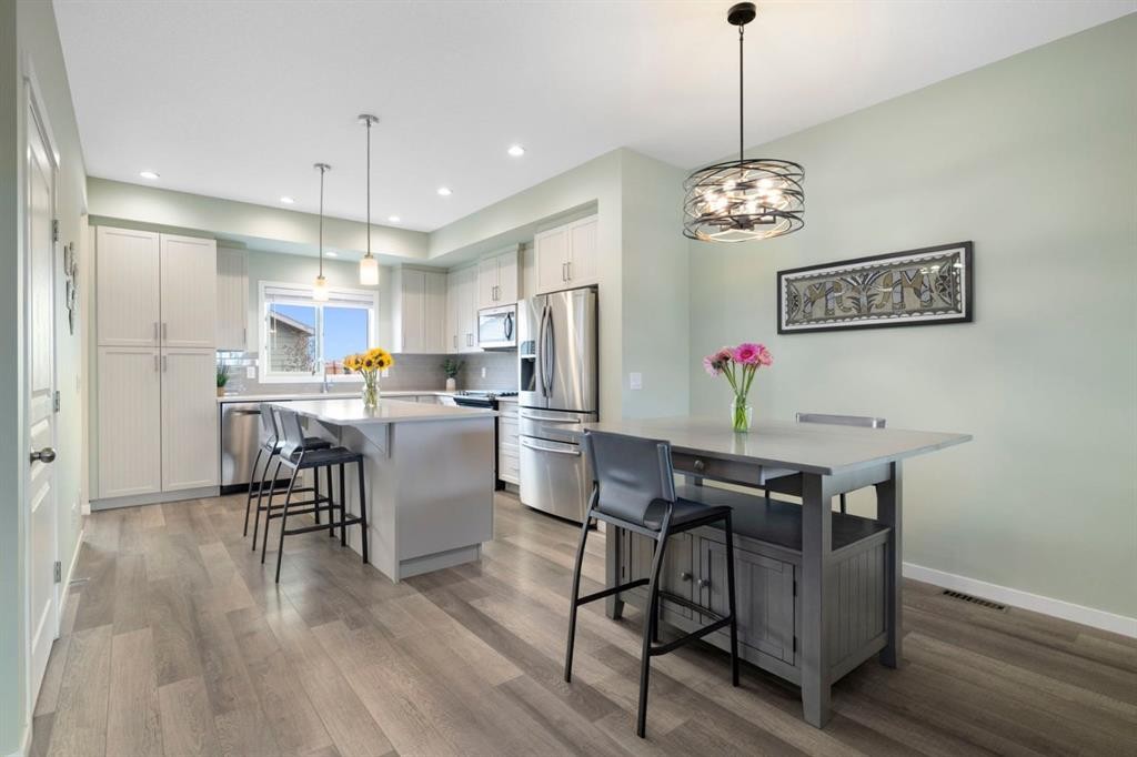 719 Mahogany Boulevard Se, Calgary, AB - Indoor