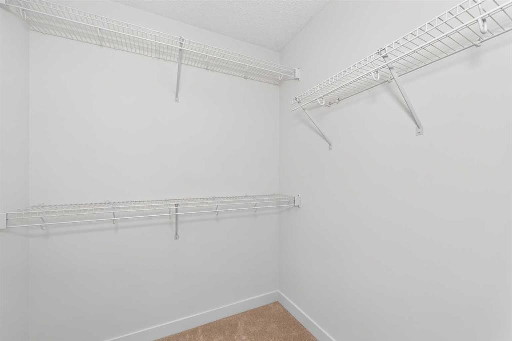 125 Herron Mews Ne, Calgary, AB - Indoor With Storage