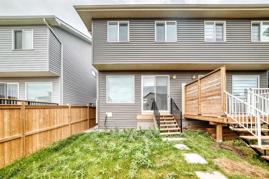 125 Herron Mews Ne, Calgary, AB - Outdoor With Exterior