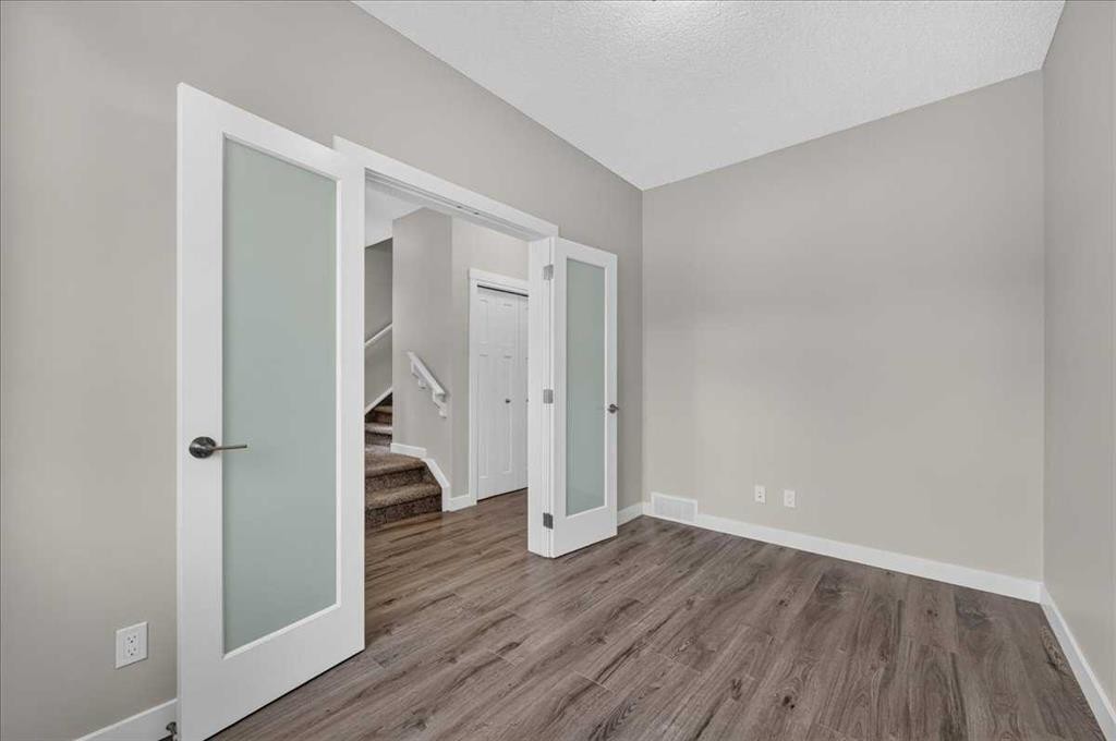 97 Seton Manor Se, Calgary, AB - Indoor Photo Showing Other Room