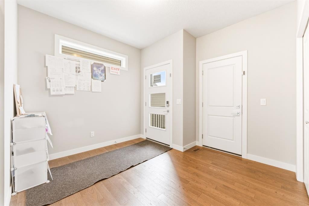14 Belvedere Point Se, Calgary, AB - Indoor Photo Showing Other Room