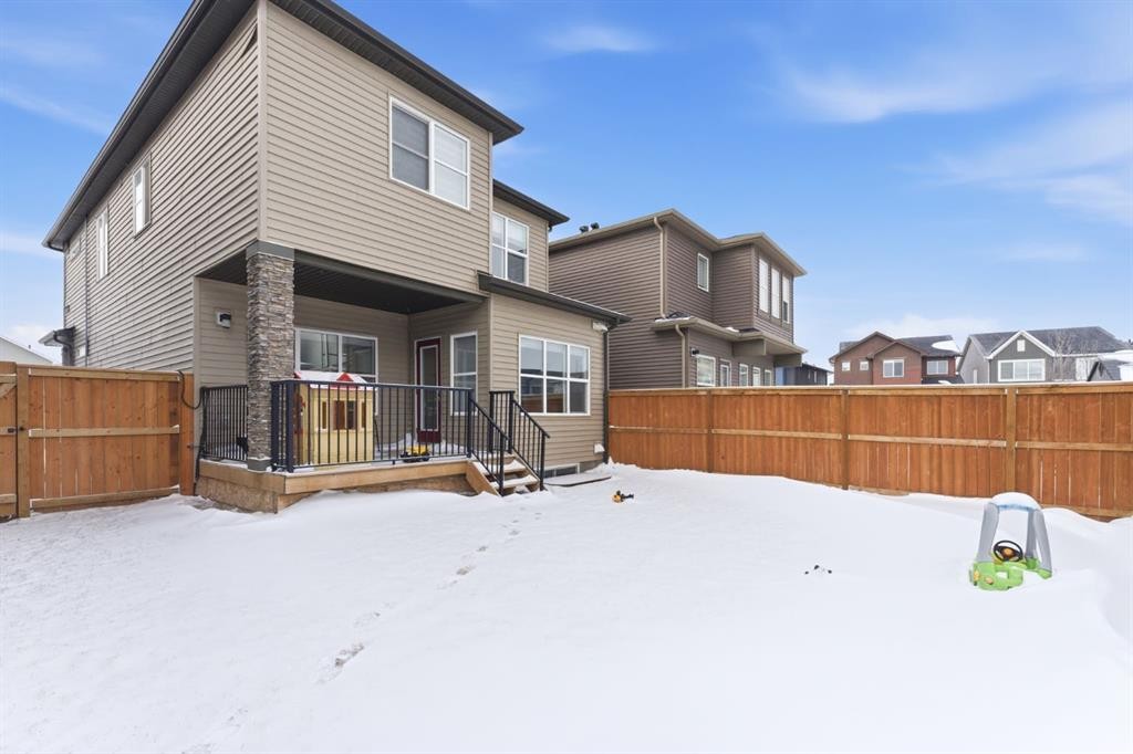 14 Belvedere Point Se, Calgary, AB - Outdoor