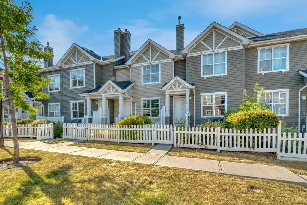 80 Elgin Gardens Se, Calgary, AB - Outdoor With Facade